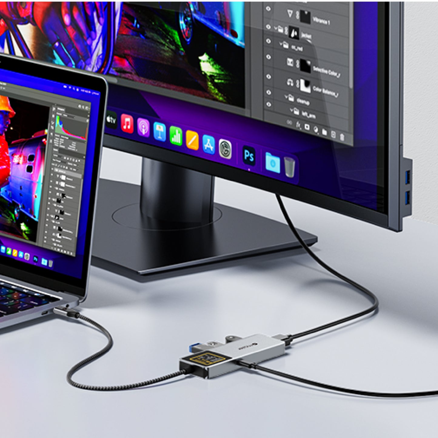 InfiniteHub Ai USB C Hub 5-In-1 with Smart Display