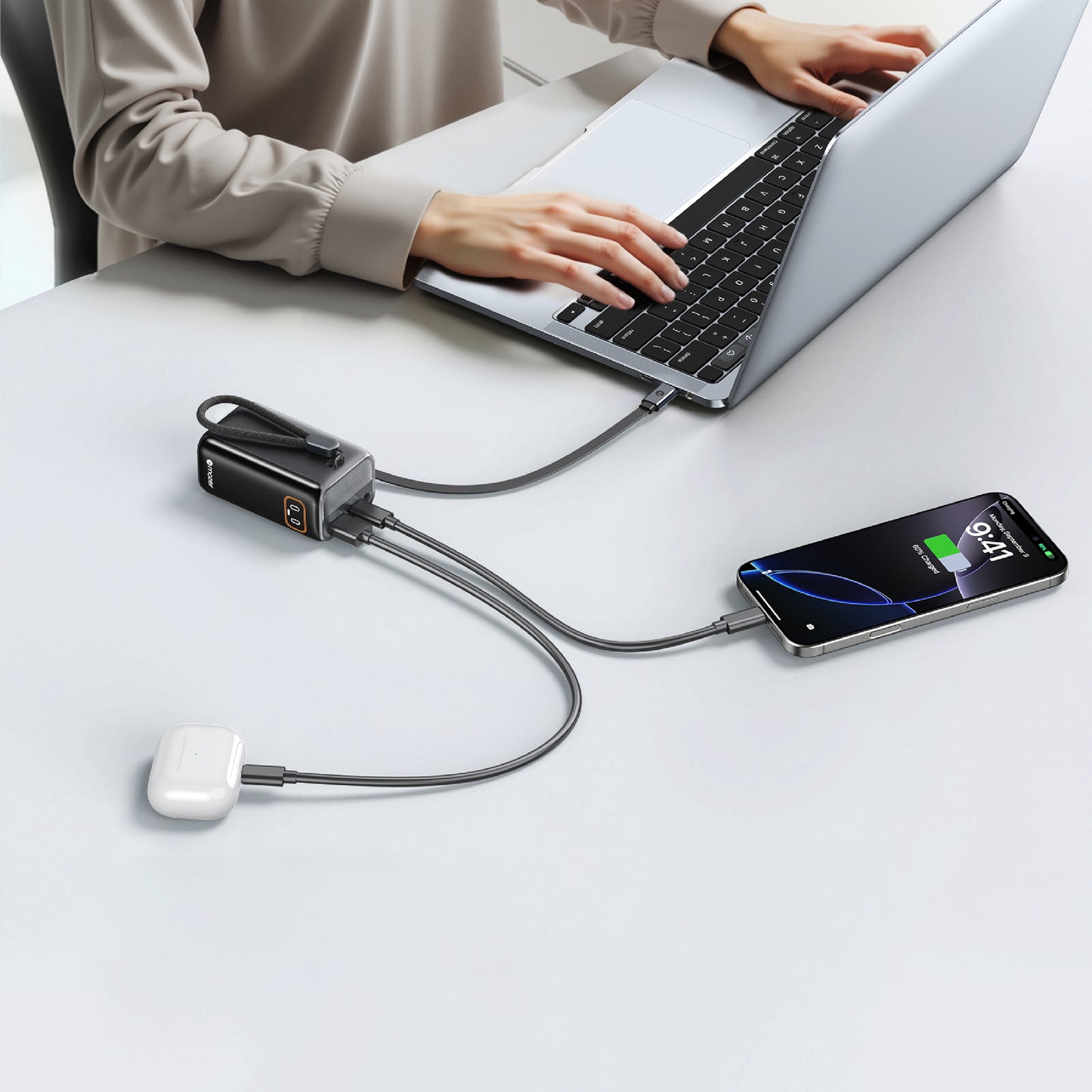 PowerCharge RLink 10,000 mAh PD45W (Built-in Retractable USB-C Cable) Power Bank (CCC Certified)