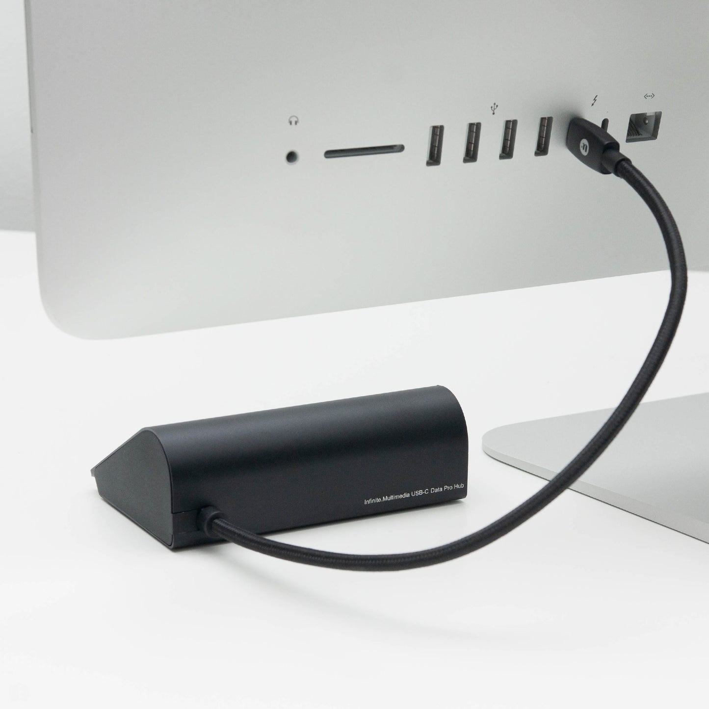 USB C Multiport Hub Hub 6-in-1 Desktop (MULTI8000)